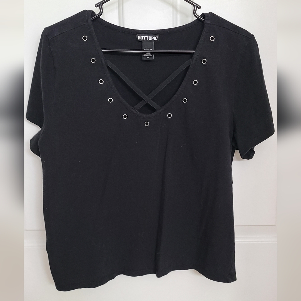 Hot Topic Black Crisscross Eyelet Tee